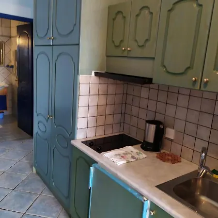 Aristotelis דירה