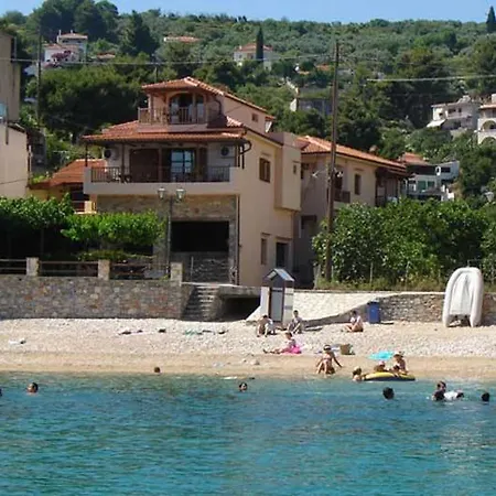 Aristotelis *