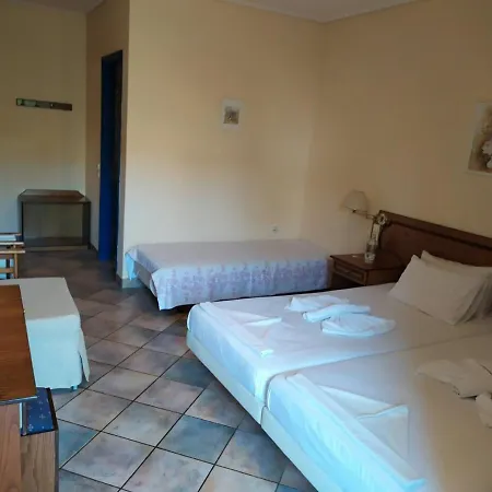 公寓 Aristotelis 帕蒂迪里奥