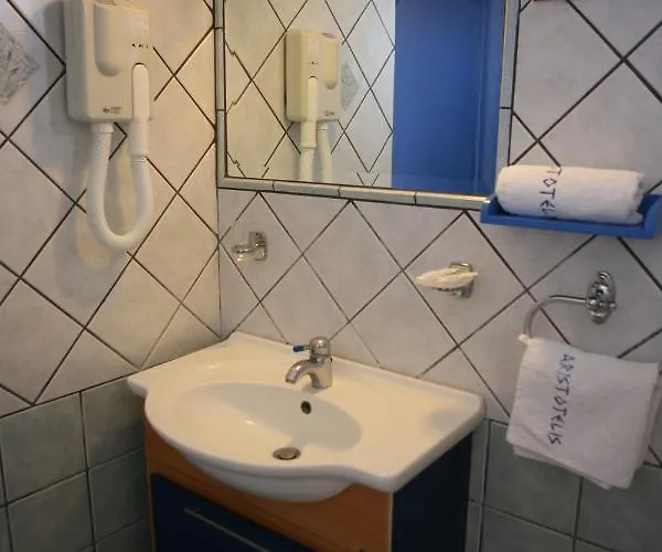 Aristotelis Apartment *